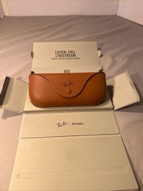 Ray-Ban Meta Leather Sunglasses Case in Cognac